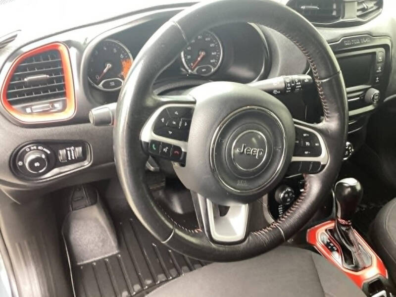 2016 Jeep Renegade Trailhawk
