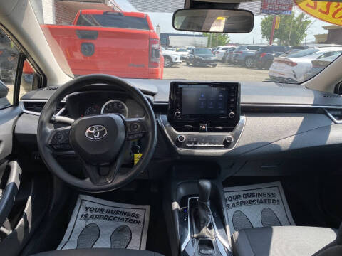 2022 Toyota Corolla LE