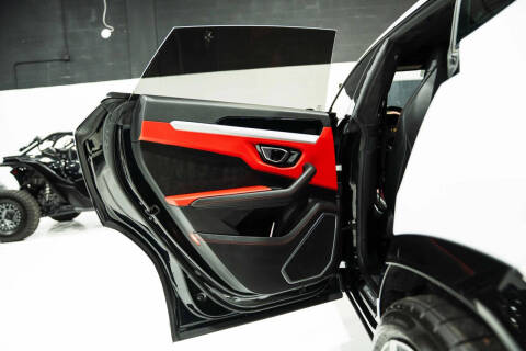 2022 Lamborghini Urus