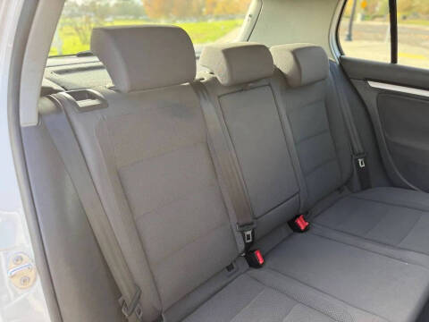 2009 Volkswagen Rabbit S PZEV