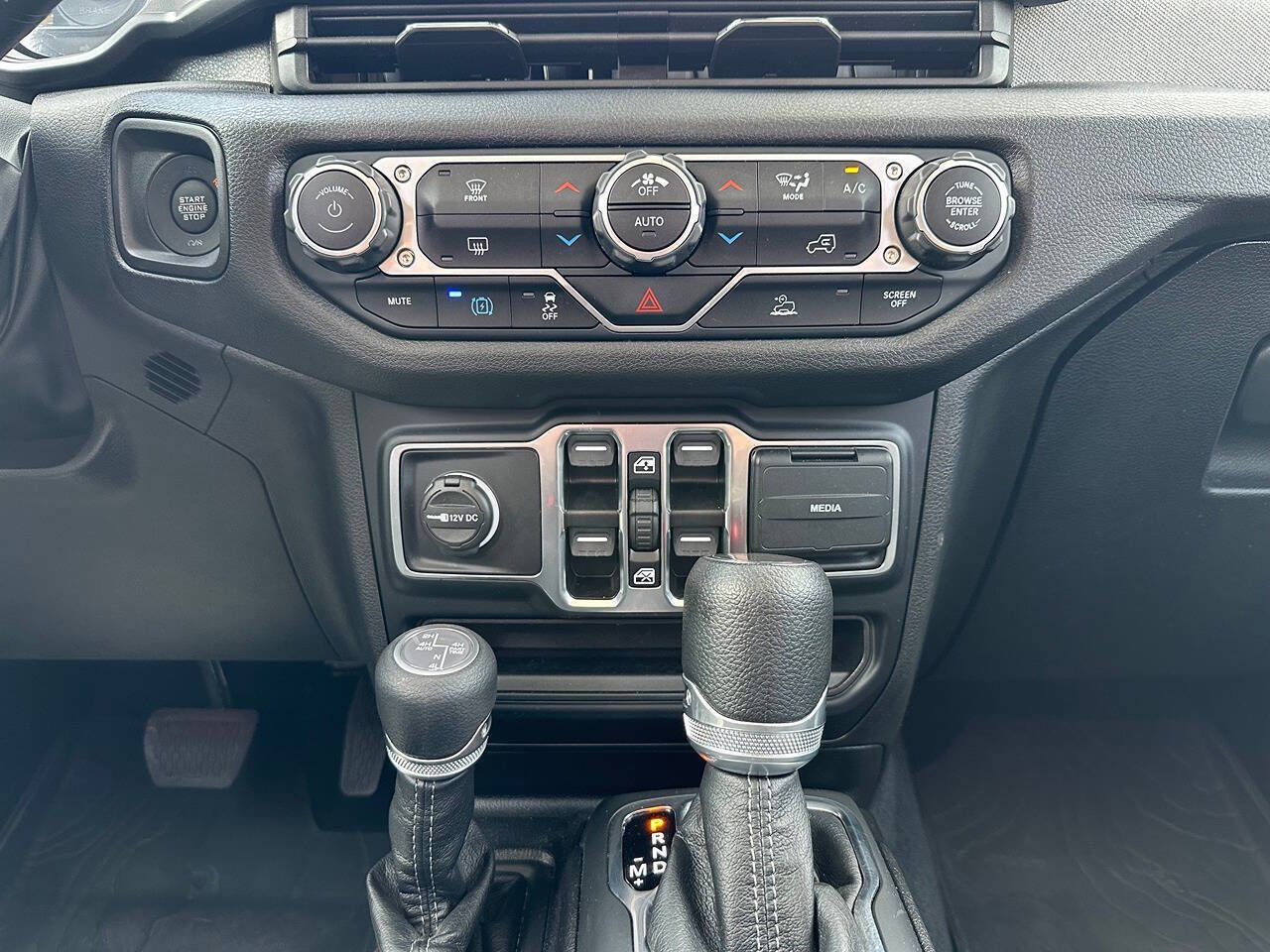 2024 Jeep Wrangler 35