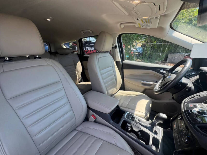 2017 Ford Escape Titanium