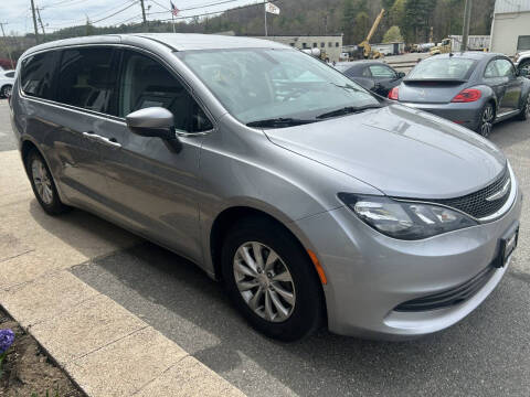 2017 Chrysler Pacifica Touring