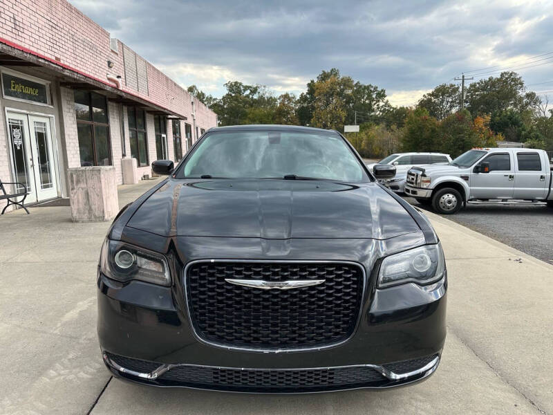 2019 Chrysler 300 Touring