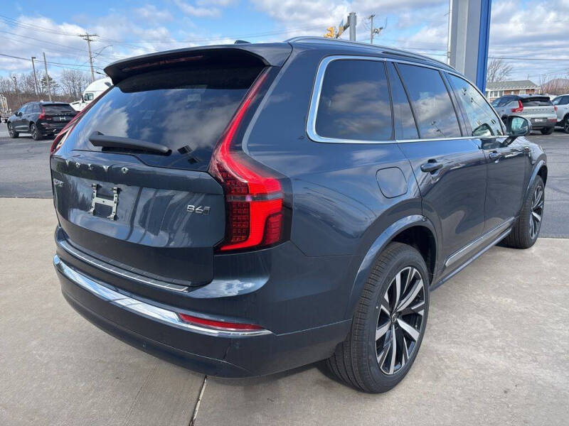 2026 Volvo XC90 B6 Core