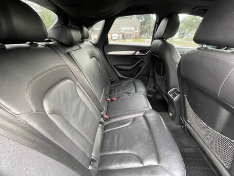 2016 Audi Q3 2.0T Premium Plus