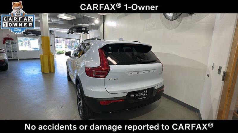 2026 Volvo XC40 B5 Plus