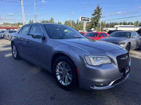 2017 Chrysler 300 C
