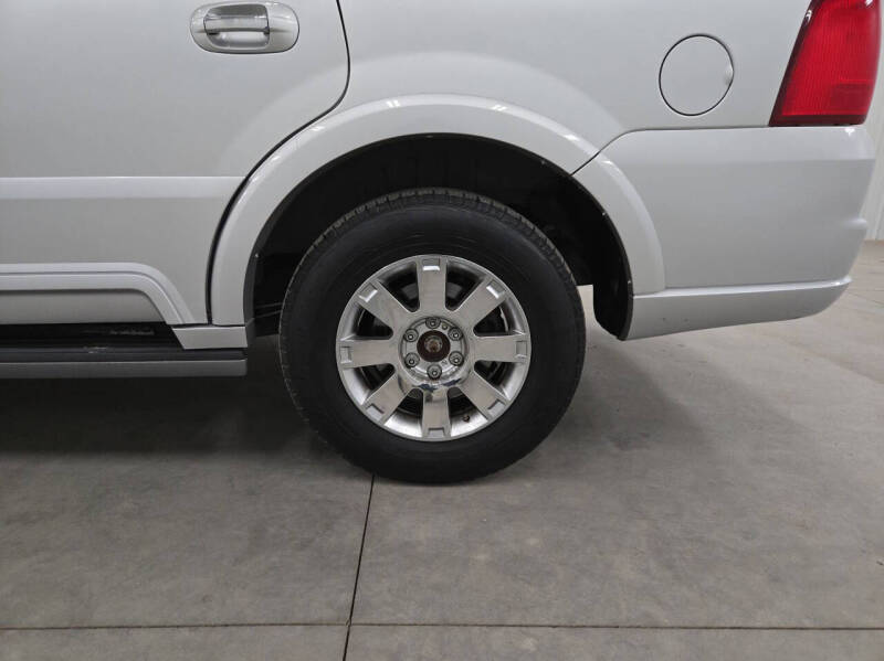 2003 Lincoln Navigator Luxury