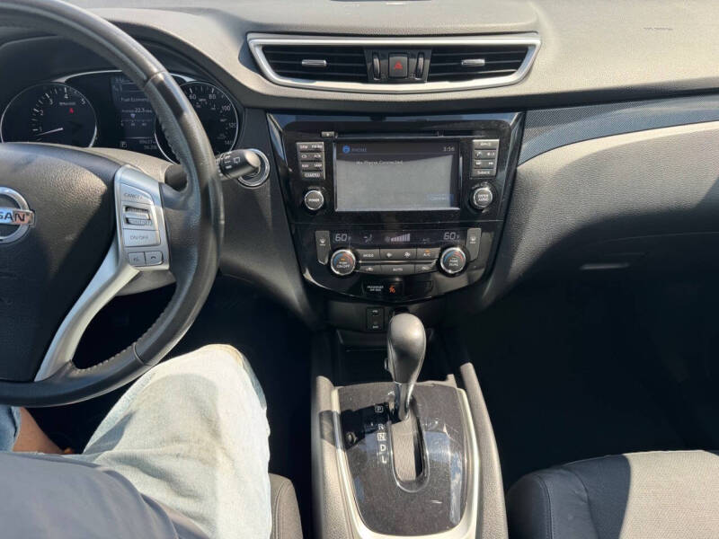 2015 Nissan Rogue SL