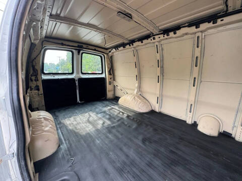 2017 Chevrolet Express 2500