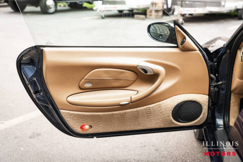 2000 Porsche 911 Carrera 4