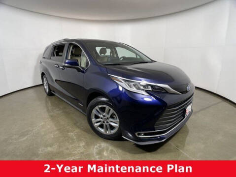2021 Toyota Sienna for sale at Smart Budget Cars in Madison WI