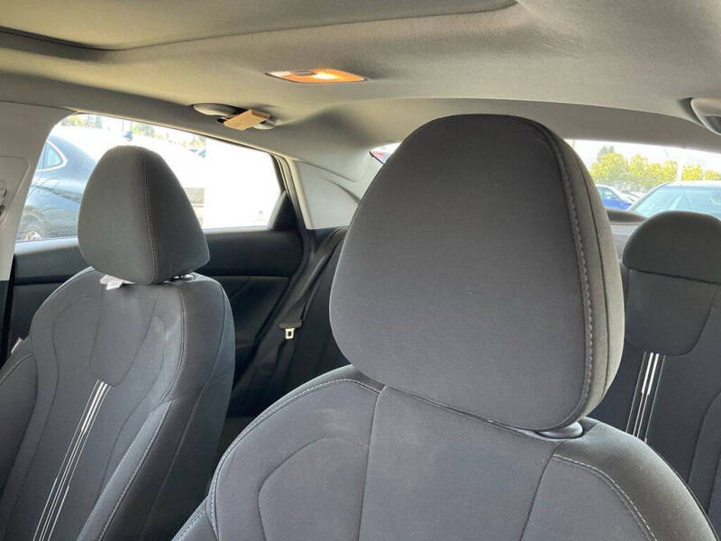 2022 Hyundai Elantra