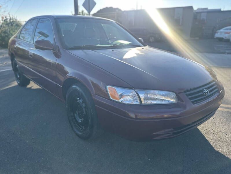 1997 Toyota Camry LE V6