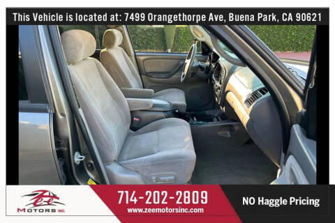 2003 Toyota Sequoia SR5