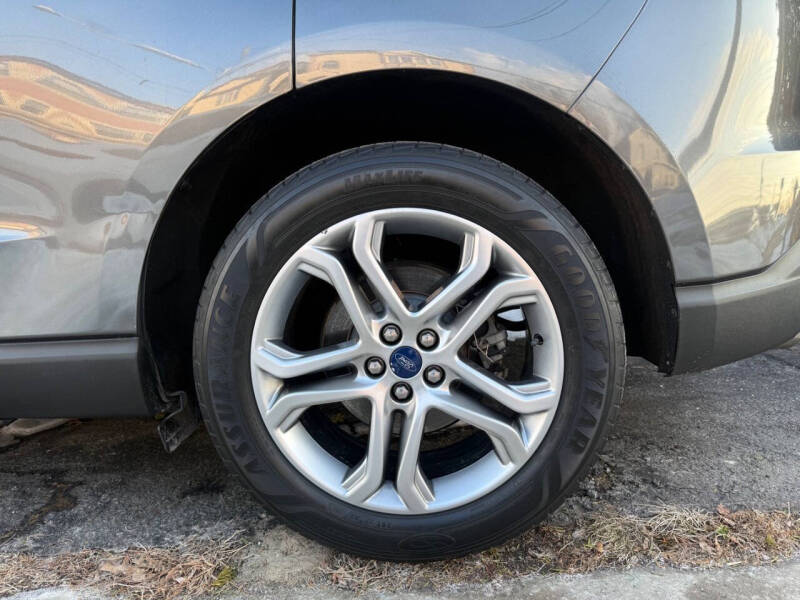2018 Ford Edge Titanium