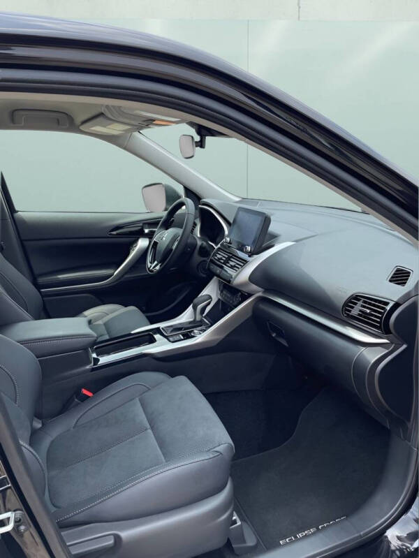 2026 Mitsubishi Eclipse Cross SE