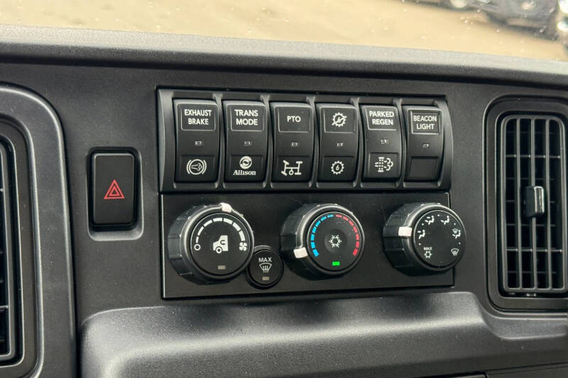 2025 International MV607