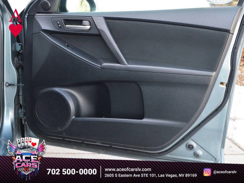 2012 Mazda MAZDA3 i Touring