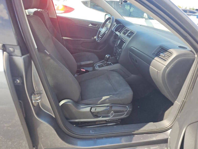 2015 Volkswagen Jetta