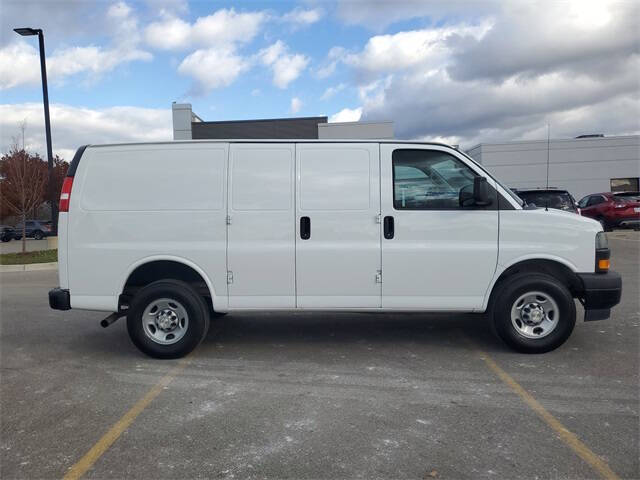 2023 Chevrolet Express 2500