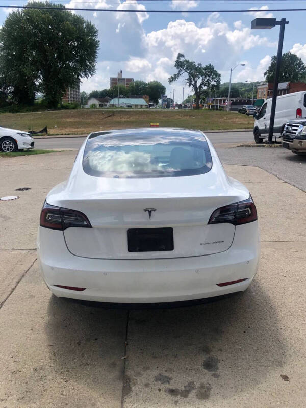 2022 Tesla Model 3 Long Range