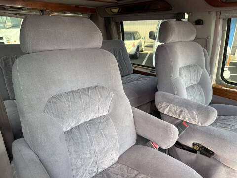 1999 Dodge Ram Van 1500