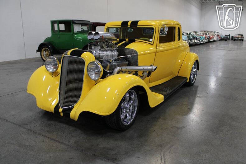 1933 Plymouth 5 Window