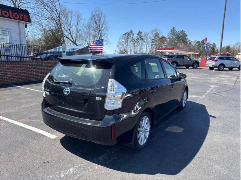 2014 Toyota Prius v