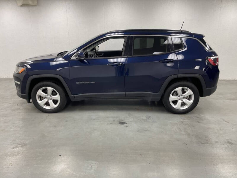 Used 2019 Jeep Compass Latitude with VIN 3C4NJCBB1KT769583 for sale in Celina, OH