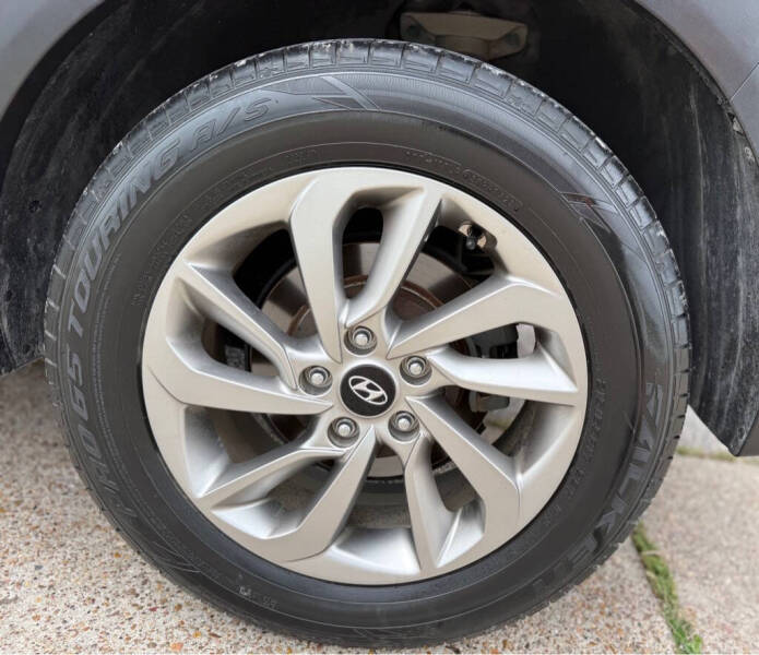 2017 Hyundai Tucson SE Plus