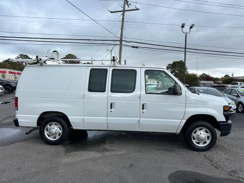2014 Ford E-Series E-150