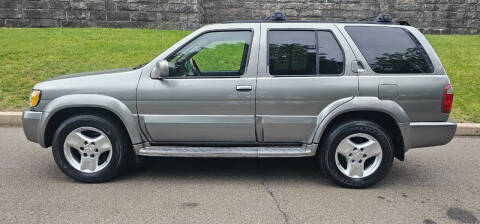 2003 Infiniti QX4