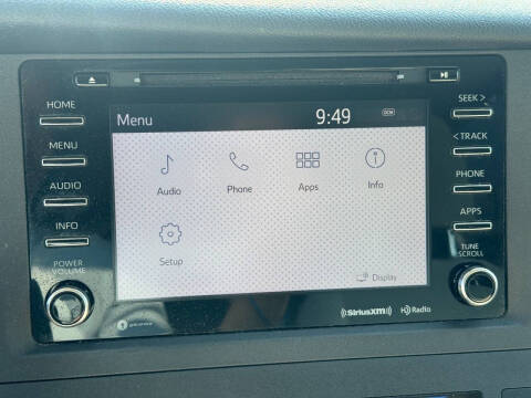 2018 Toyota Sienna LE 8-Passenger