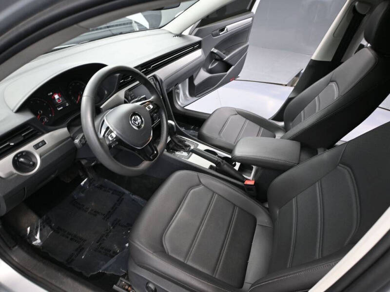 2021 Volkswagen Passat SE