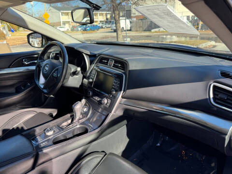 2019 Nissan Maxima 3.5 SV