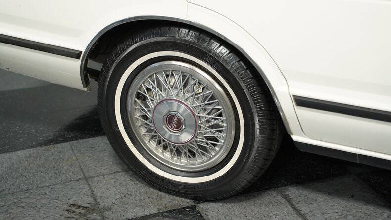 1982 Datsun Maxima GL