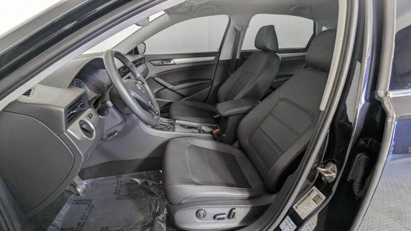 2022 Volkswagen Passat SE