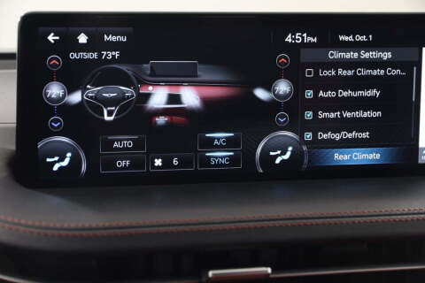 2023 Genesis GV70 2.5T Standard