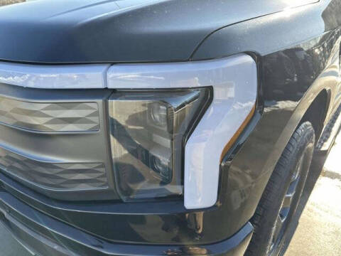 2025 Ford F-150 Lightning Lariat