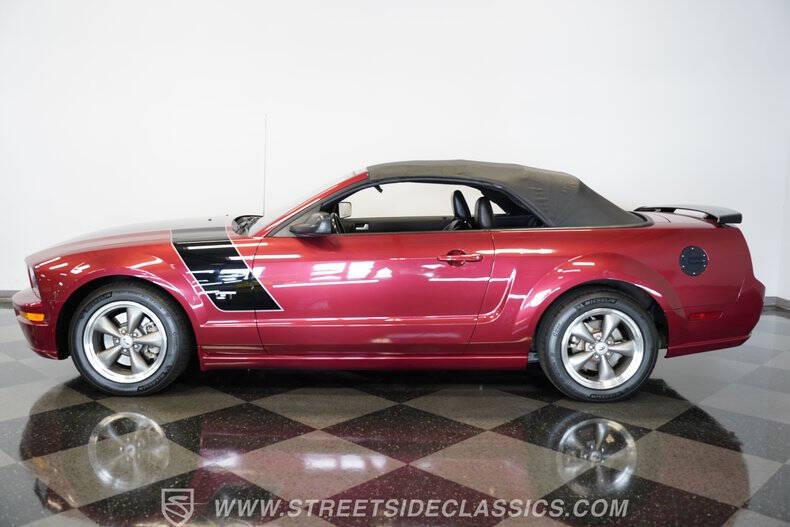 2005 Ford Mustang