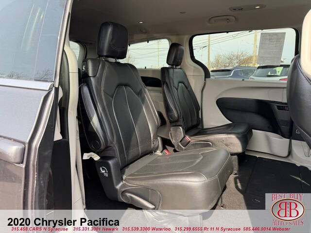 2020 Chrysler Pacifica Touring L