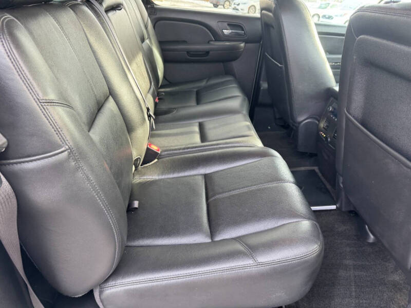 2013 Chevrolet Avalanche LT Black Diamond