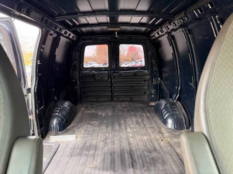 2011 GMC Savana 2500