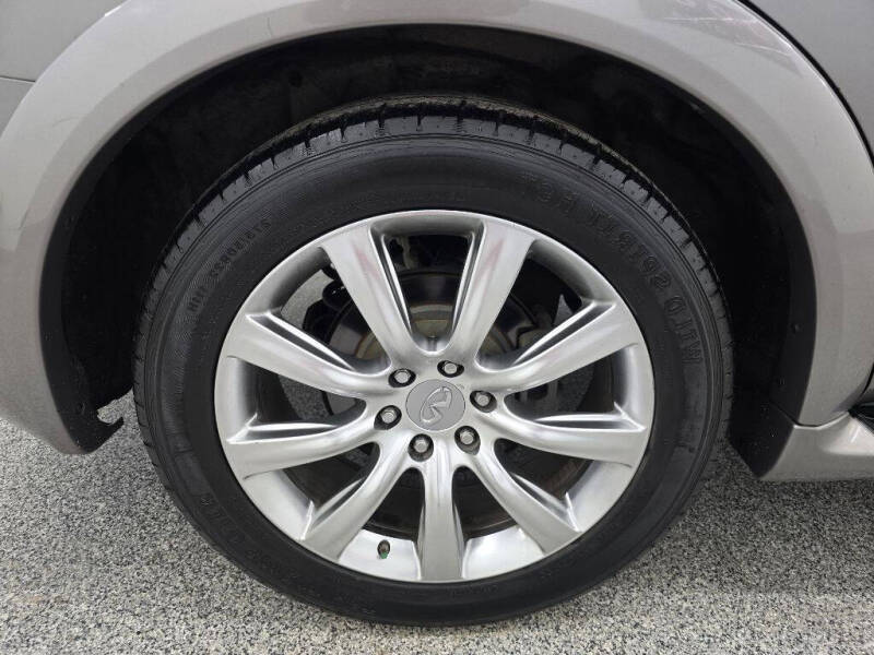 2014 Infiniti QX80