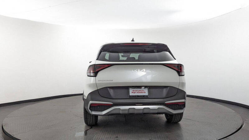 2024 Kia Sportage LX