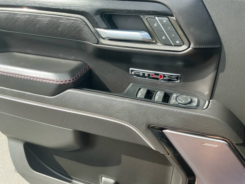 2023 GMC Sierra 1500 AT4X