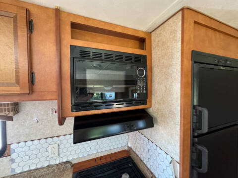 2013 Gulfstream Innsbrook 277DDS