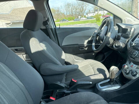 2015 Chevrolet Sonic LT Auto